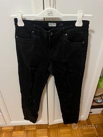 Jeans strappati da donna