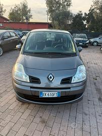 RENAULT MODUS BENZINA