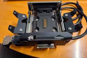 Supporto a manubrio Garmin Montana/ BMW Navigator