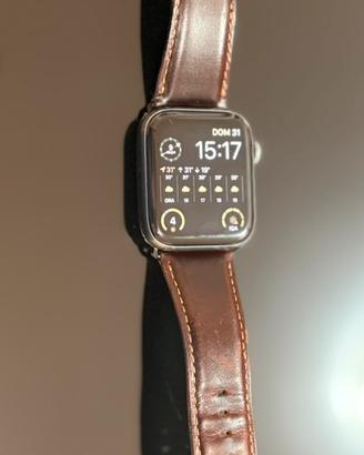 Apple Watch Series 4 - 44mm
