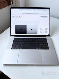MacBook Pro 16 M4 MAX 