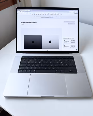 MacBook Pro 16 M4 MAX 