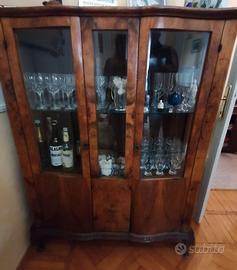 Vetrinetta in chippendale