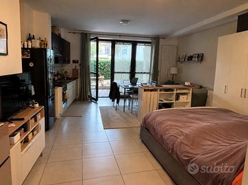 Monolocale con terrazzo a Luino