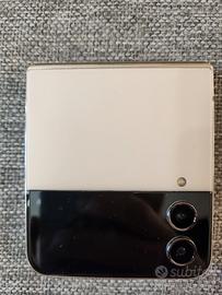 Z Flip 4 schermo danneggiato