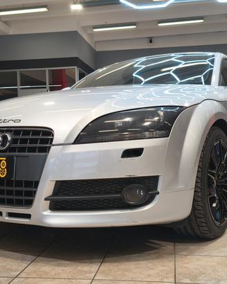 Audi TT Coupé 2.0 TDI quattro Advanced