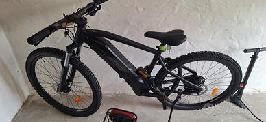 Bici elettrica Rockrider
