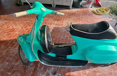 Vespa 50 n targa oro