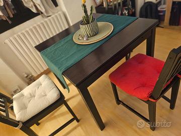 TAVOLO Allungabile con SEDIE