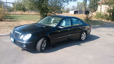  Mercedes w211 benzina