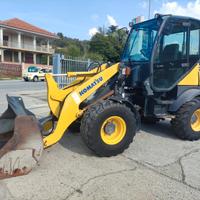 Komatsu WA80-5 - Pala gommata usata