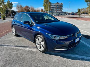 Volkswagen Golf 8 1.5 TSI 150cv 1st Edition Style