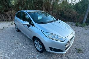 Ford Fiesta 1.5 TDCi 75CV 5 porte Titanium