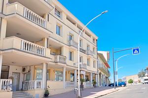 Ufficio al piano terra con posto auto