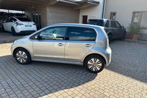 Volkswagen e-up! 100% elettrica autonomia 260km