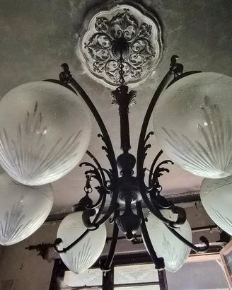 antico Lampadario a 6 bocce