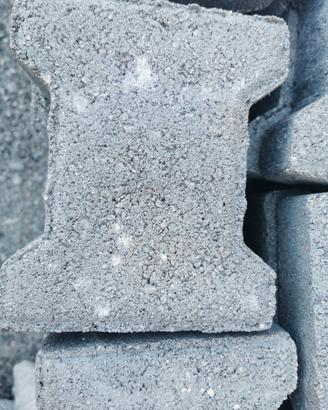 Betonelle autobloccanti a doppia T colore grigio