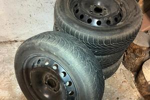 4 cerchi in ferro da 15