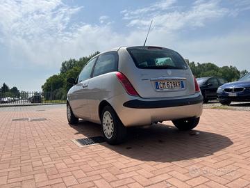 Lancia Ypsilon 1.3 Multijet 16V Platino