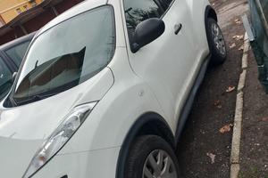 Nissan juke 15dci  110 cv