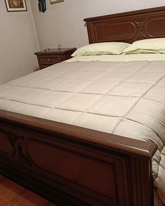 letto, comodini e comò 