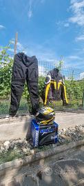 casco Shark e giacca con pantalone Spyke 