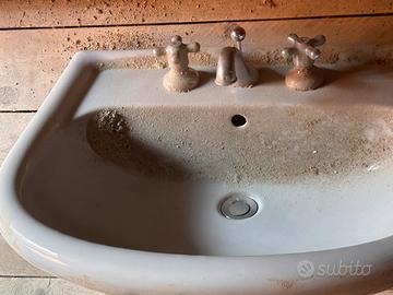 Lavabo  a colonna