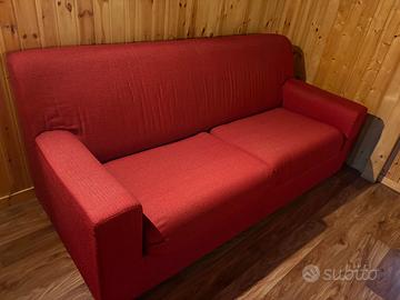 Divano con letto matrimoniale