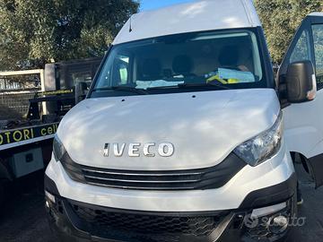Iveco Daily  anno 2017- 2,3 cc, cambio automatico
