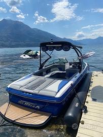Supra Launch 22 SV - Wakesurf e Wakeboard