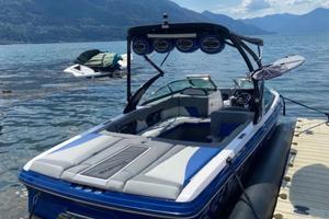 Supra Launch 22 SV - Wakesurf e Wakeboard