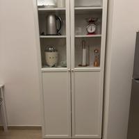 Billy ikea con vetri libreria