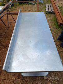 Banco da lavoro in acciaio 