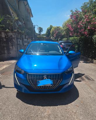 Peugeot 208 puretech allure navipack