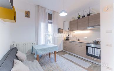 SOLUZIONE IMMOBILIARE CON DOPPI SERVIZI