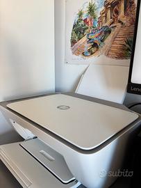 Stampante HP DeskJet 2720e