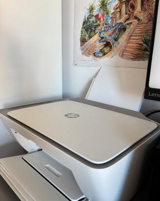 Stampante HP DeskJet 2720e