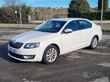 Skoda Octavia 3 Ambition 1.2TSI 105cv