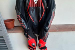 Tuta dainese