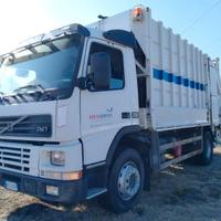 VOLVO FM7 290 R 4X2 COMPATTATORE CON CARICO POSTER