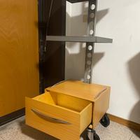 Mobile marcaPORATO  con ruote anche porta stereo)