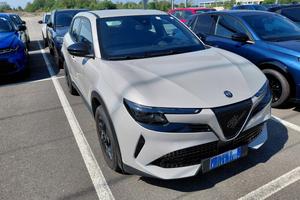 ALFA ROMEO Junior 1.2 145 CV Hybrid eDCT6 VETTURA