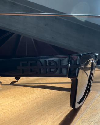 Occhiali da sole fendi