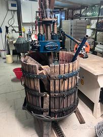 Pressa per vino