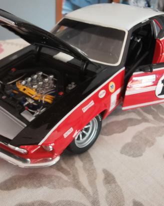 Modellino Ford Mustang 1:18