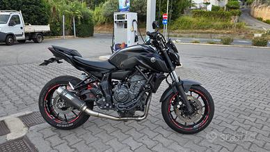 Yamaha MT 07 2021