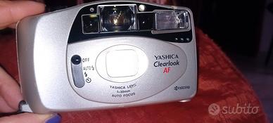 Macchina fotografica yashica Af