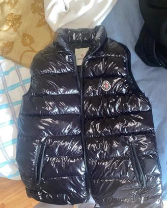 Smanicato moncler