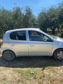 Pezzi di ricambio e motore Toyota Yaris 2001