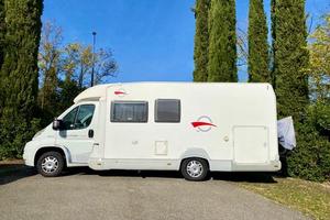 Camper semintegrale roller team